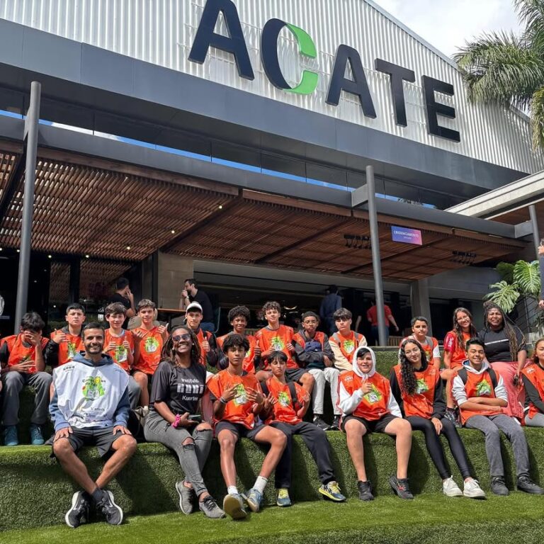 Hoje foi um dia de imersão em inovação e futuro! 📲Nossos educandos do Núcleo Saco Grande partic